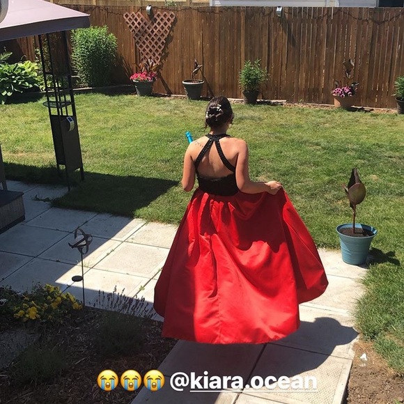 Rachel Allen prom dress - Picture 2 of 2